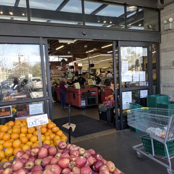 Berkeley Bowl Marketplace - Grocery Near Me - Berkeley, California Berkeley Bowl Marketplace - Grocery Near Me - Berkeley, California