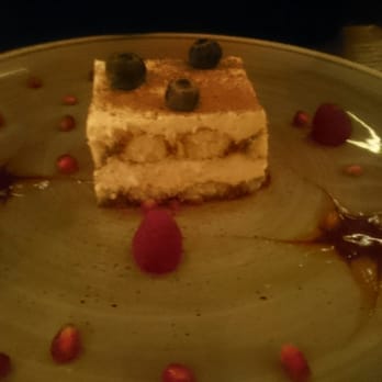 Restauracja Kaiser - Tiramisu - Polish Near Me - Warsaw, MZ