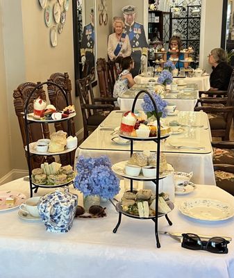 Florrie Kayes Tea Room by null