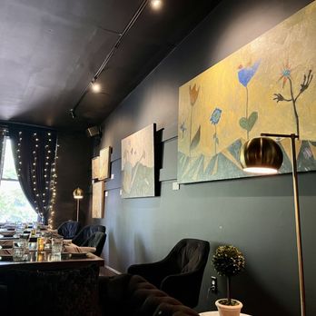 Caprice Bistro - Upstairs - French Near Me - Wilmington, North Carolina Caprice Bistro - Upstairs - French Near Me - Wilmington, North Carolina