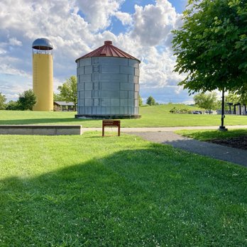 Brown Foreman Silo - Silo buns and market of ole - Parks Near Me - Louisville, Kentucky Brown Foreman Silo - Silo buns and market of ole - Parks Near Me - Louisville, Kentucky