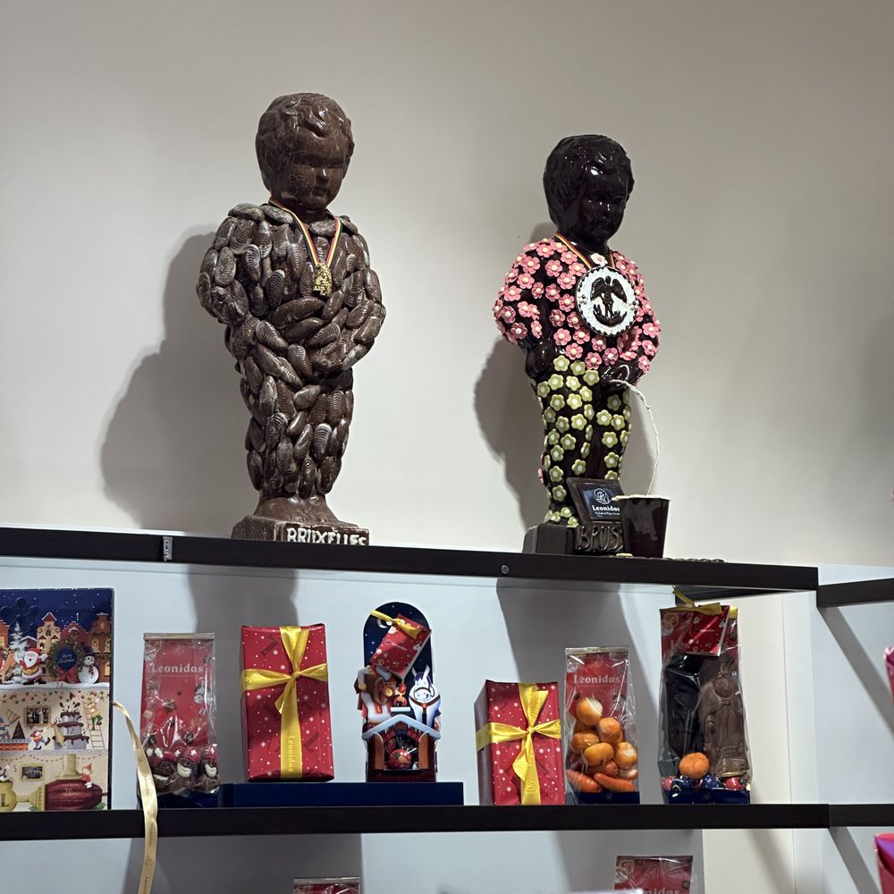 Leonidas - Chocolatiers & Shops Near Me - Brussels, BRU Leonidas - Chocolatiers & Shops Near Me - Brussels, BRU