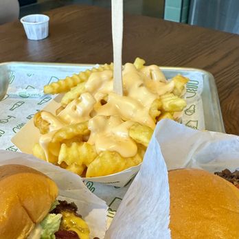 Shake Shack Newington - Cheese fries - Burgers Near Me - Newington, Connecticut Shake Shack Newington - Cheese fries - Burgers Near Me - Newington, Connecticut