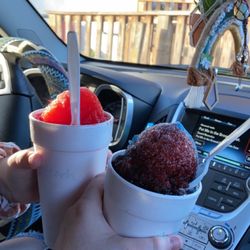 Maggie Jaynes - Me and my friend eating the snowcones