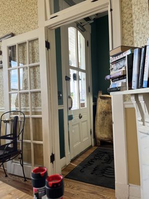 Screen Door Kitchen by null