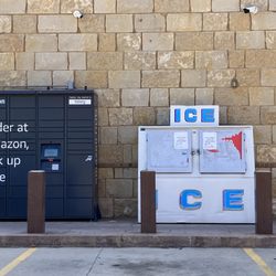 BB Market - Amazon drop/pick up location and ice