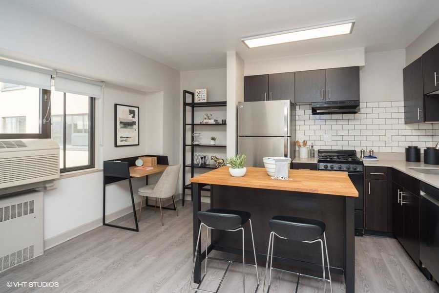 ARCHER TOWER Updated September 2024 114 Photos 901 Sherman St