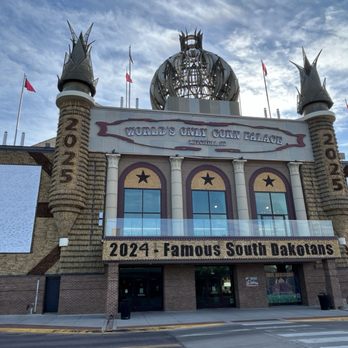 Corn Palace - Museums Near Me - Mitchell, South Dakota