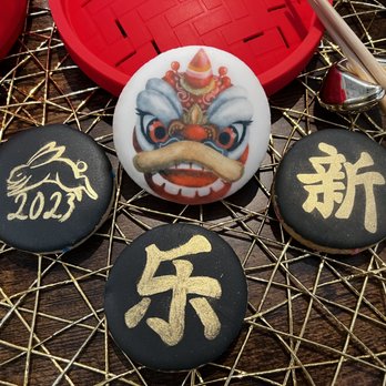 J3 Custom Cookies - Customize your cookies to your event These CNY cookies feature gold accents. - Bakeries Near Me J3 Custom Cookies - Customize your cookies to your event These CNY cookies feature gold accents. - Bakeries Near Me
