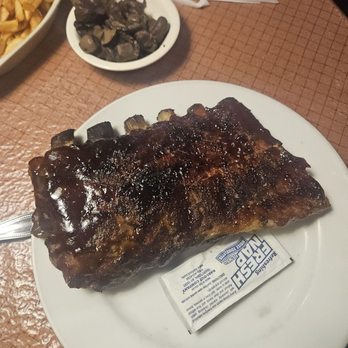 Brown Derby Road House - Baby back ribs - Steakhouses Near Me - Mansfield, Ohio