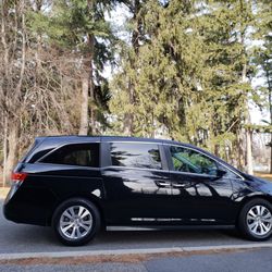 Syosset Taxi and Airport Service - Airport transportation Syosset NY to LGA Airport
