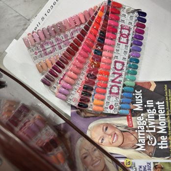 Helen's Nails Salon - Nail Salons Near Me - Union City, California