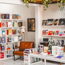 Happy Medium Books Café