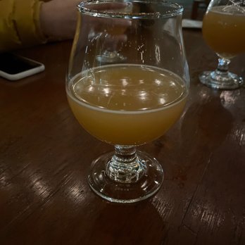 Fieldwork - Beer. - Beer Bar Near Me - San Mateo, California