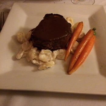 Harry Browne's - Filet mignon with crab Mac n cheese and carrots. It was cooked to perfection - New American Near Me - Annapolis, Maryland