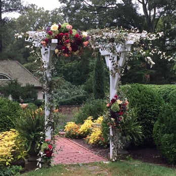 The Flower Diva - Florists Near Me - Pineville, North Carolina