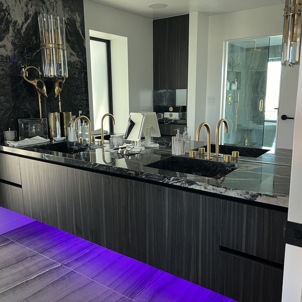 Newline Cabinets - Vanity - Cabinetry Near Me - Los Angeles, California