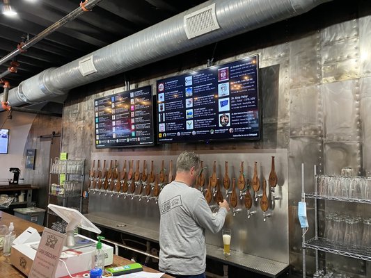 Cascade Draft House by null