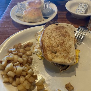 Cracker Barrel Old Country Store - Egg Sandwich on sourdough bread - American Near Me - Altamonte Springs, Florida Cracker Barrel Old Country Store - Egg Sandwich on sourdough bread - American Near Me - Altamonte Springs, Florida