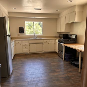 Ventura Ranch KOA - Kitchen is spacious and comes with stove gas, and frig. - Campgrounds Near Me - Santa Paula, California Ventura Ranch KOA - Kitchen is spacious and comes with stove gas, and frig. - Campgrounds Near Me - Santa Paula, California