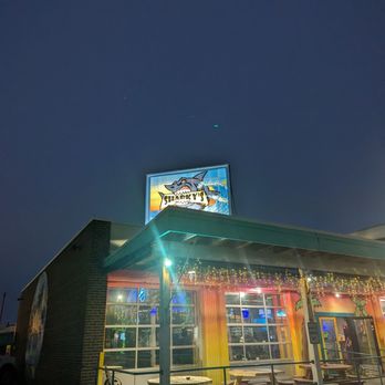 Sharky's Tavern - Dog friendly outdoor patio. - Pizza Near Me - Galveston, Texas