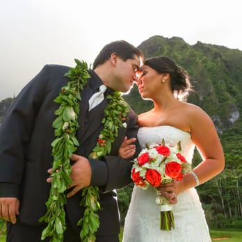 Kristen Hook Photography - Session Photography Near Me - Kailua, Hawaii