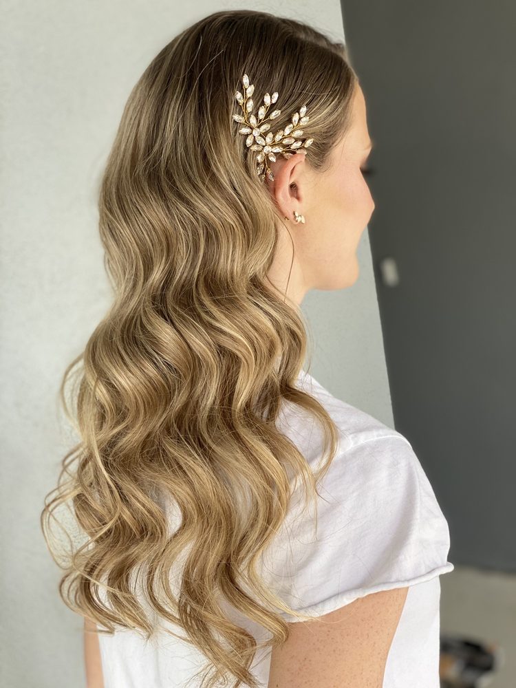 WIGS & BEAUTY Updated August 2024 53 Photos & 25 Reviews 2200 W