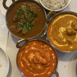 The Little Sherpa - Basmati white rice, buttered chicken, lamb vindaloo and lamb masala- medium spicy. Soooo delicious!!!
