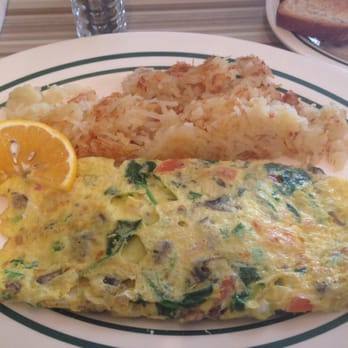 aMa Bistro - Veggie Omelet with hash browns. - Breakfast & Brunch Near Me - Ann Arbor, Michigan
