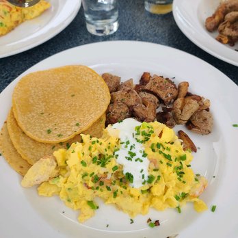 Las Brisas - Crab Scramble. The combo of these 3 pics was $45. - Mexican Near Me - Laguna Beach, California Las Brisas - Crab Scramble. The combo of these 3 pics was $45. - Mexican Near Me - Laguna Beach, California