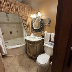 Cedar House Inn