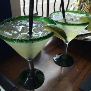 Maggie's Blue Rose - Margaritas at happy hour. - Mexican Near Me - Avalon, California