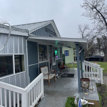 Butcher Boy Taco House - the outside of the restaurant - Mexican Near Me - New Braunfels, Texas