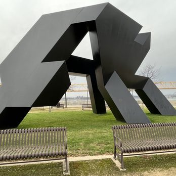 Gracehopper - Public Art Near Me - Louisville, Kentucky