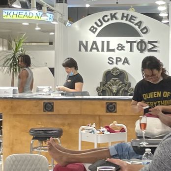 Buckhead Nail and Toe Spa - Nail bar for hand service. - Nail Salons Near Me - Atlanta, Georgia Buckhead Nail and Toe Spa - Nail bar for hand service. - Nail Salons Near Me - Atlanta, Georgia