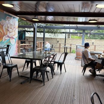 Coyote Coffee - Outside deck - Coffee & Tea Near Me - Chatsworth, California