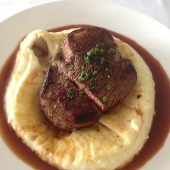 La Plage Wading River - filet mignon, cooked perfectly - French Near Me - Wading River, New York