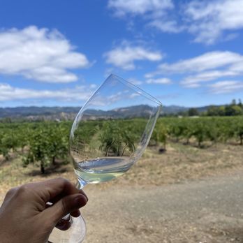 Chase Cellars - Crisp viognier - Wineries Near Me - Saint Helena, California Chase Cellars - Crisp viognier - Wineries Near Me - Saint Helena, California