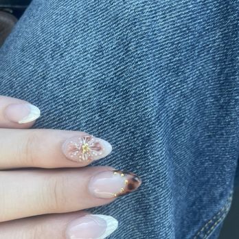 Lush Nail Studio - Waxing Near Me - Tustin, California