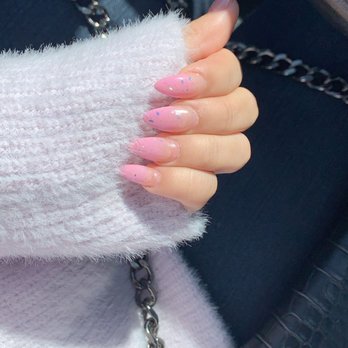 iNails & Spa - magenta pink/purple ombré with sparkles! design by Tea! goes so well with my knit - Nail Salons Near Me - Murrieta, California