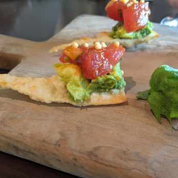 MW Restaurant - New American Near Me - Honolulu, Hawaii