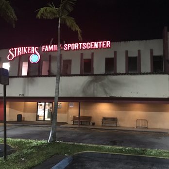 Strikers - Outside of the building - Bowling Near Me - Sunrise, Florida