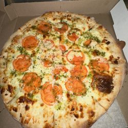Davinci Pizza on The Square - Tomato Basil.