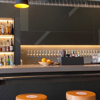 Leftcraft - Bar - Gastropubs Near Me - Edmonds, Washington Leftcraft - Bar - Gastropubs Near Me - Edmonds, Washington