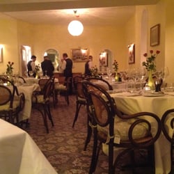 Manuel's Restaurant and Bar