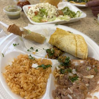 Señor Baja - Combo plate - Seafood Near Me - Chino, California