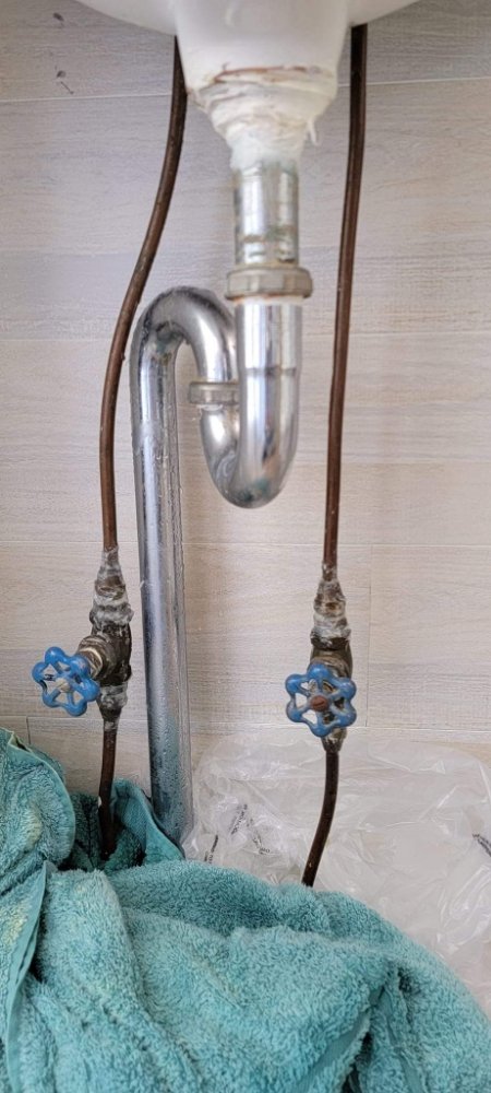 Slide of Raa Plumbing Extermination and More