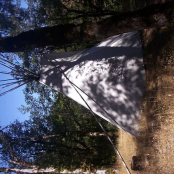 Emandal - I mostly sleep in the cabins but these can be fun too! - Guest Houses Near Me - Willits, California