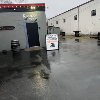 Ravenous Brewing - Breweries Near Me - Cumberland, Rhode Island
