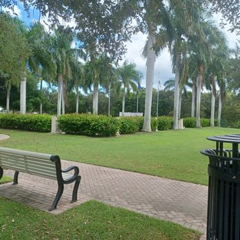 Memorial Park - Parks Near Me - Stuart, Florida Memorial Park - Parks Near Me - Stuart, Florida